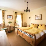 Wirt Weissau * Oberweissau