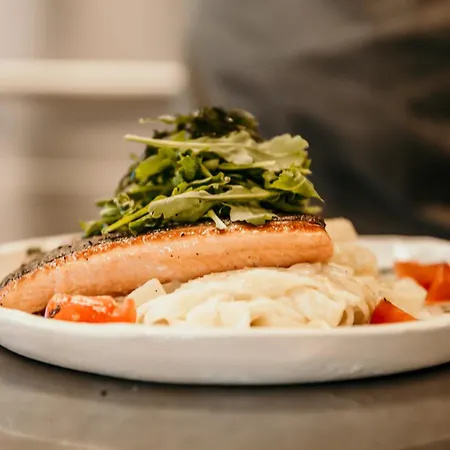 Wirt Weissau Hotel *