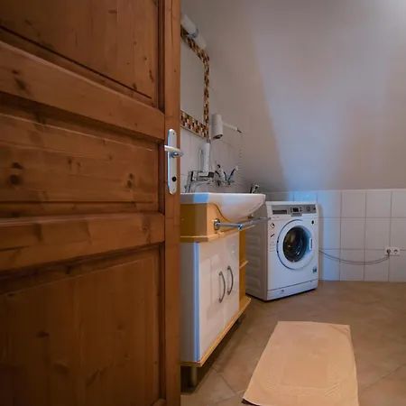 Hotel Wirt Weissau *