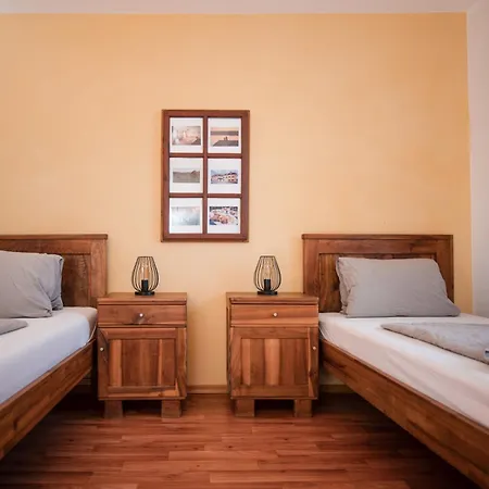 Hotel Wirt Weissau