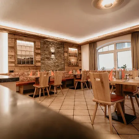 Hotel Wirt Weissau Oberweissau