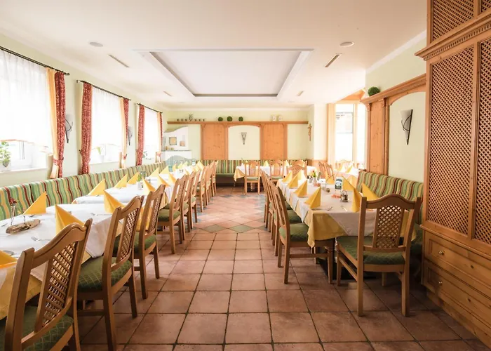 Wirt Weissau * Oberweissau