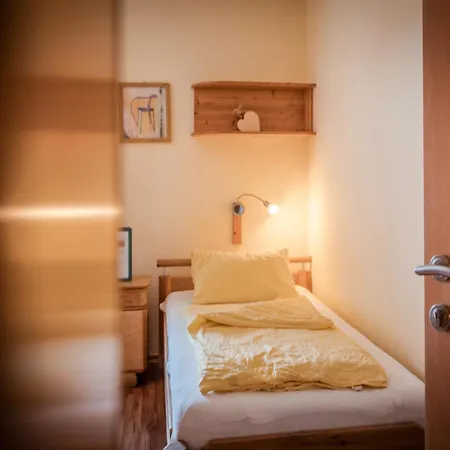 Wirt Weissau ホテル Oberweissau