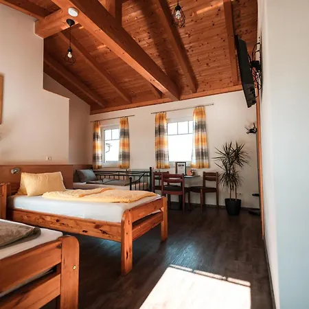 Wirt Weissau Hotell Oberweissau